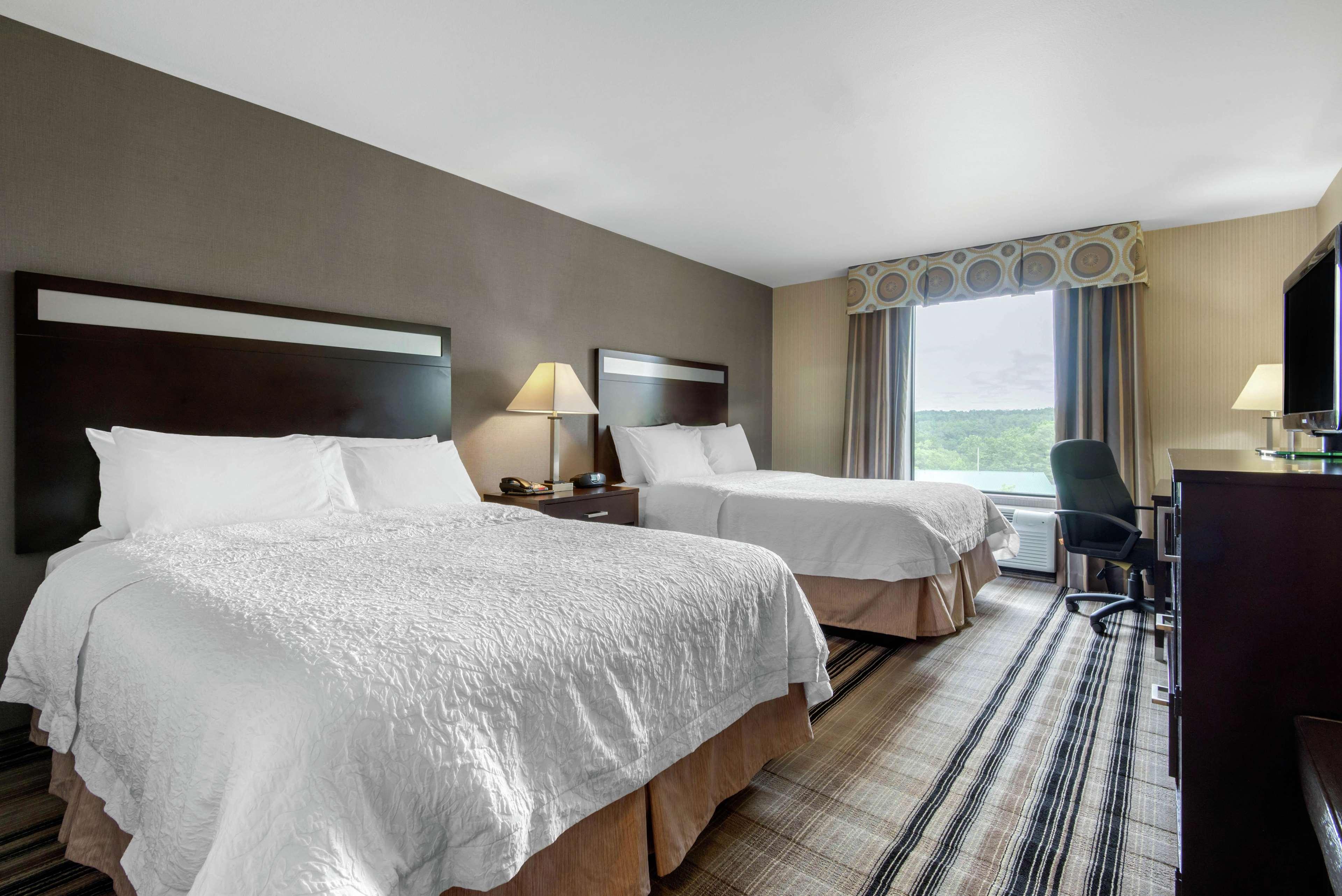 Hampton Inn Meadville Exteriör bild