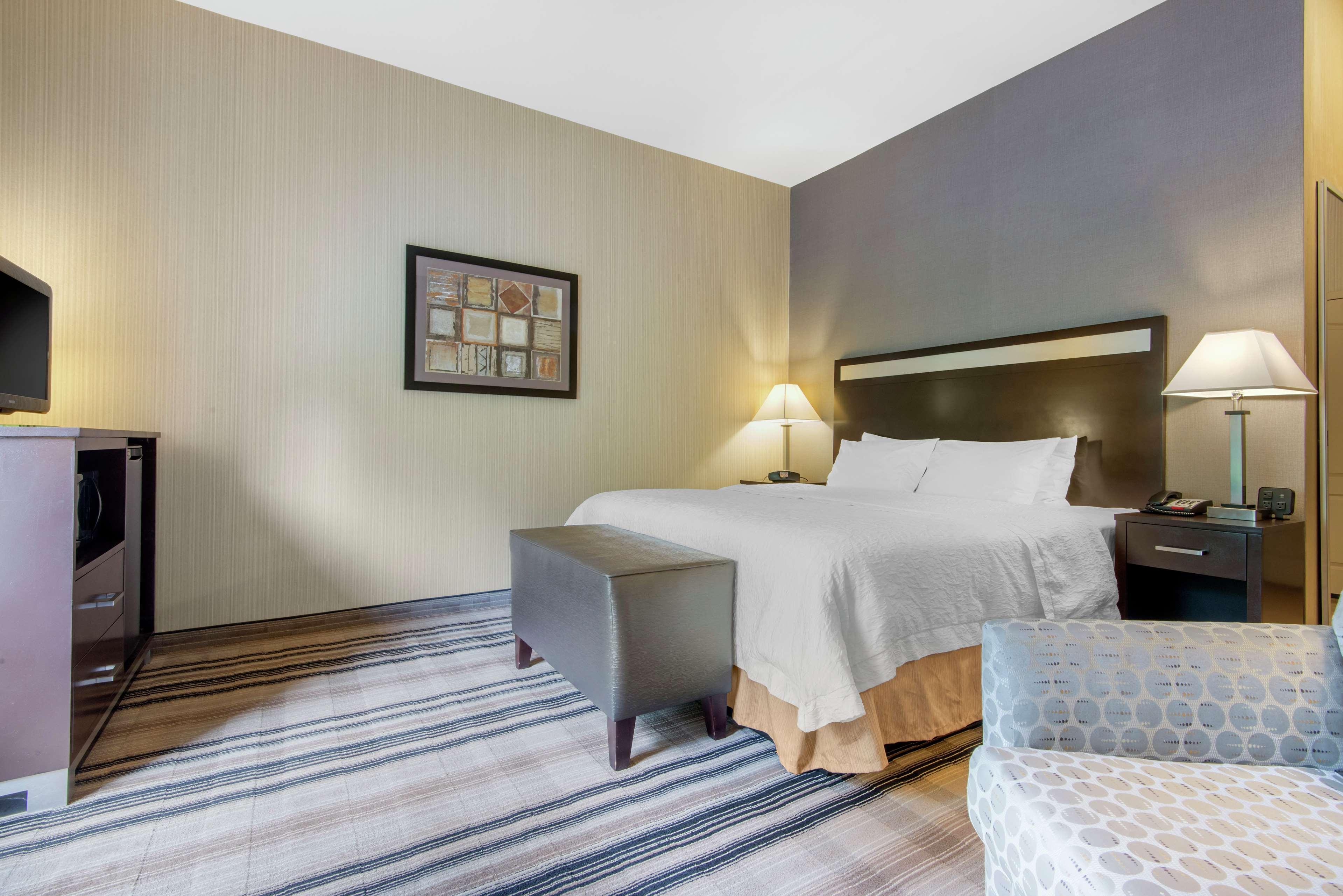 Hampton Inn Meadville Exteriör bild