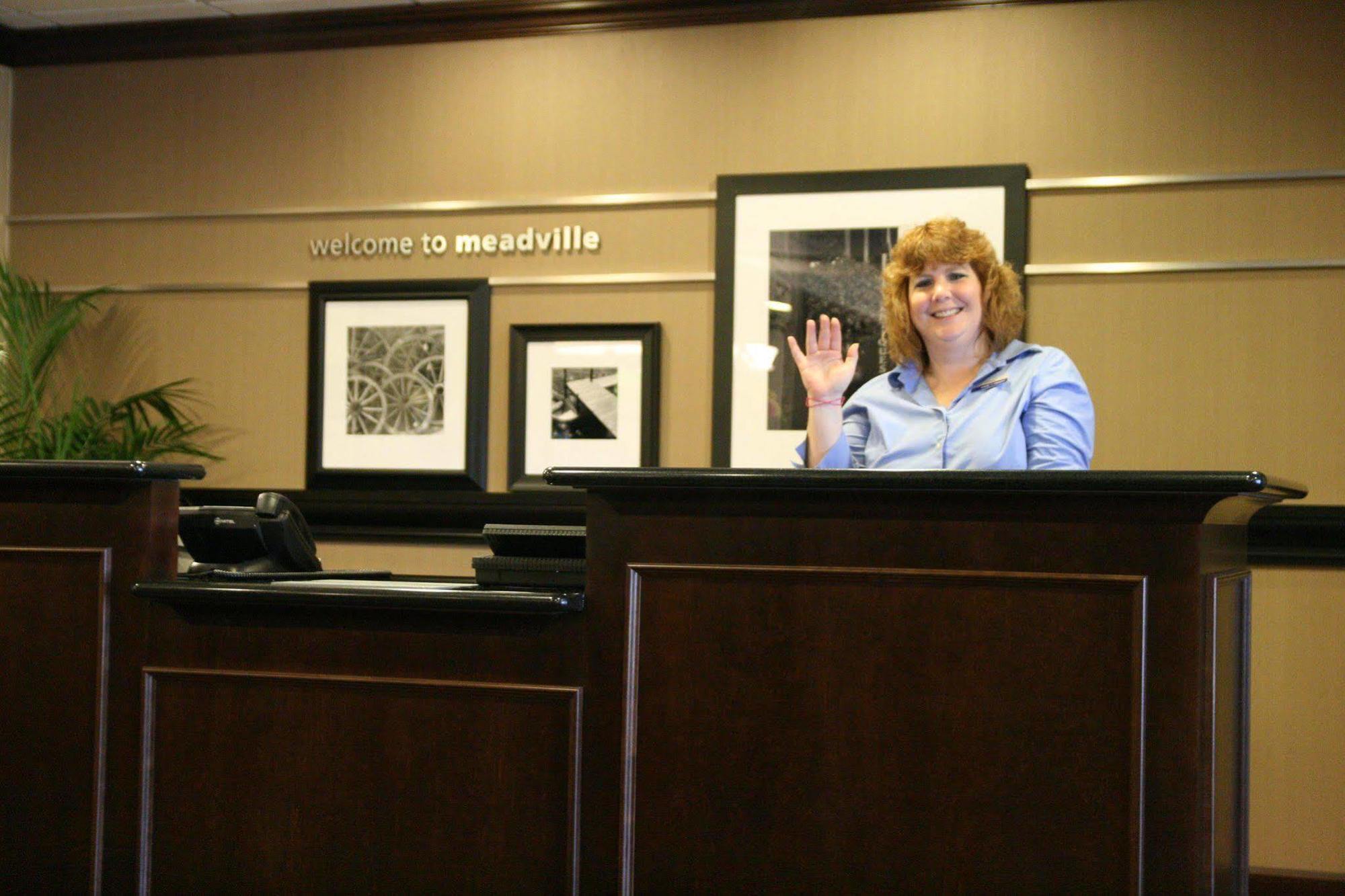 Hampton Inn Meadville Inreriör bild